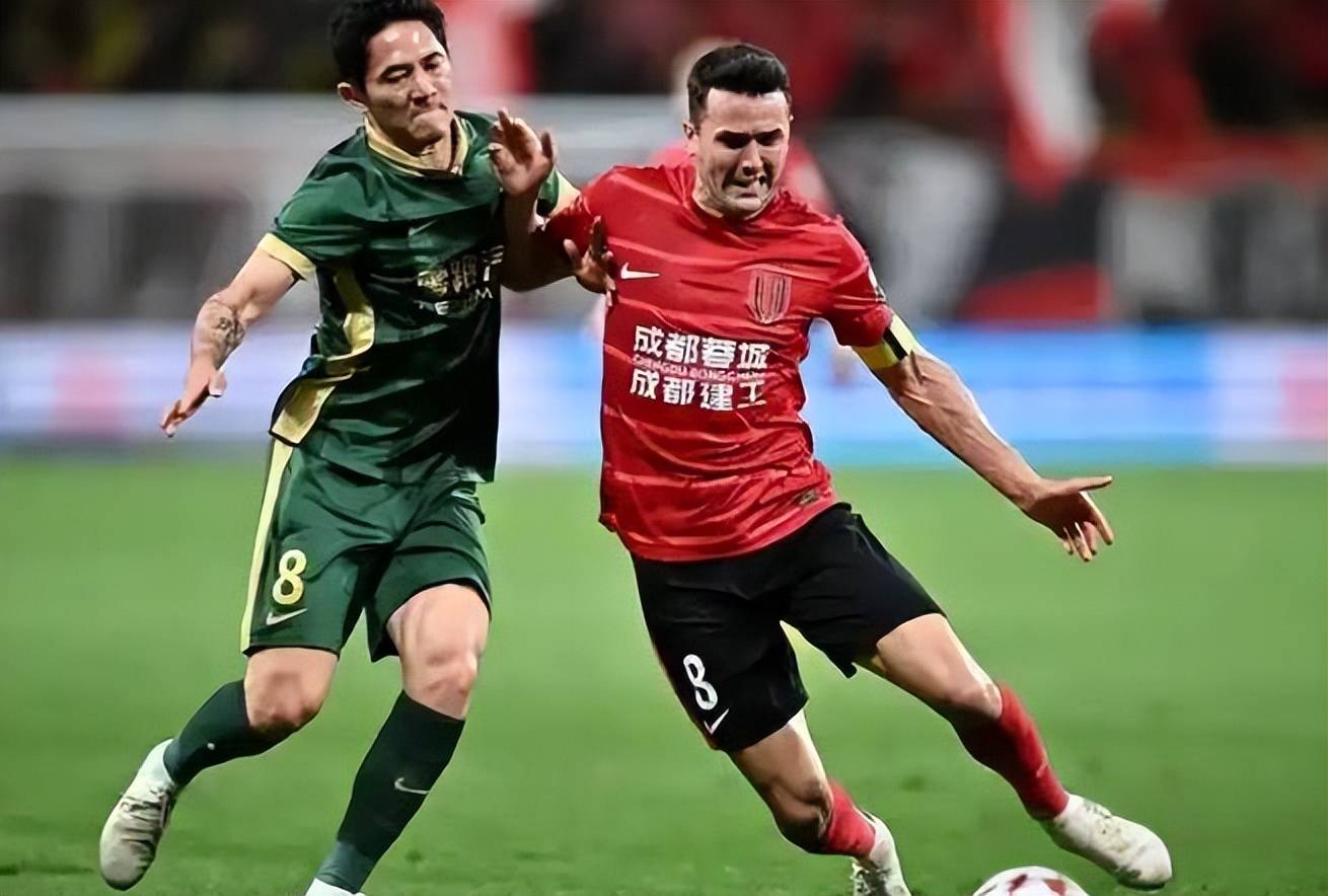 开云体育下载-关于武汉三镇转会期官宣签约；志在全明星赛名次提升；管理层满意；年轻球员得到机会的信息