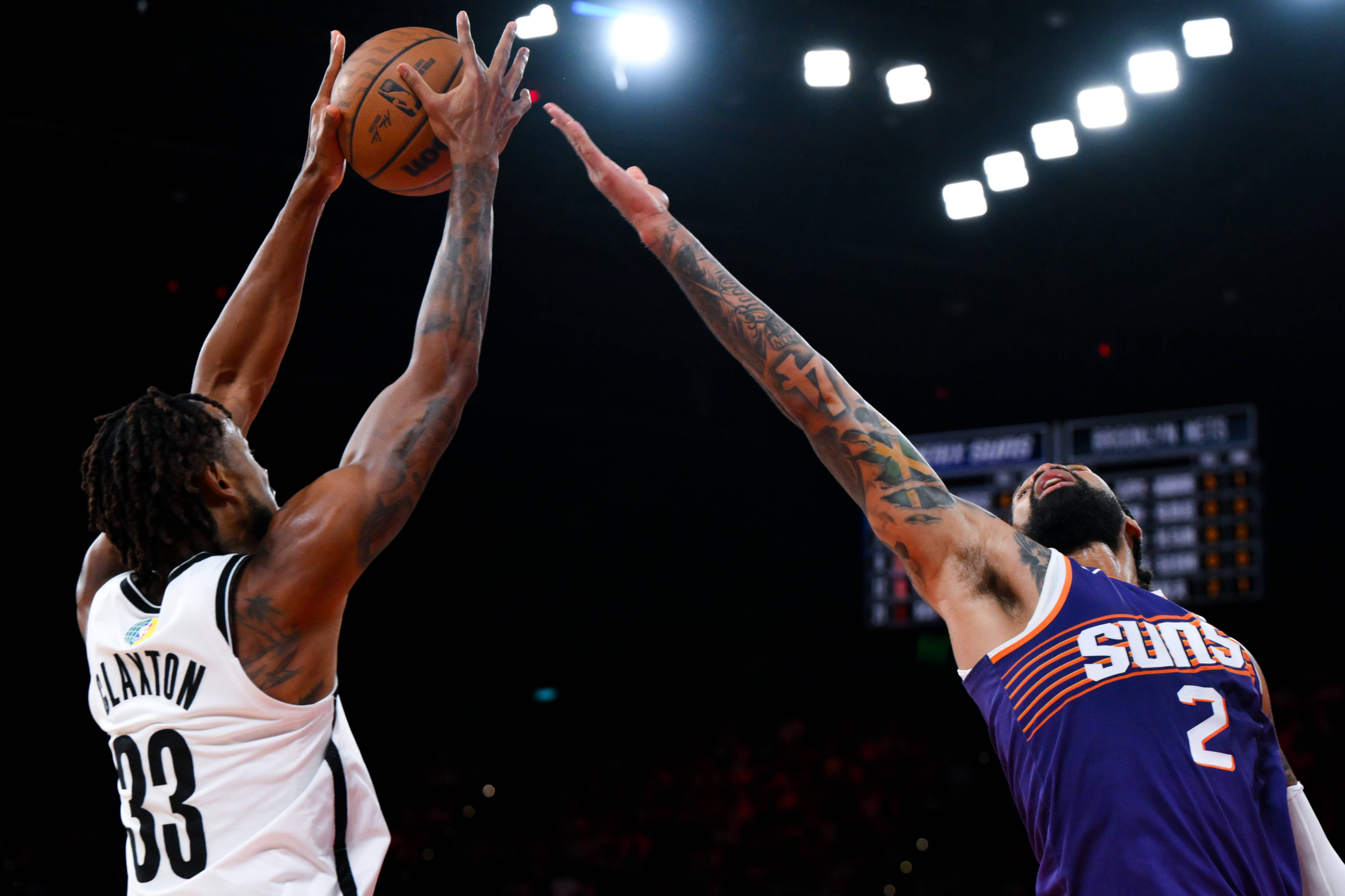 开云体育官网-尼斯迎NBA季后赛关键赛，清晨篮板制胜，管理层满意，团队化学反应显著的简单介绍